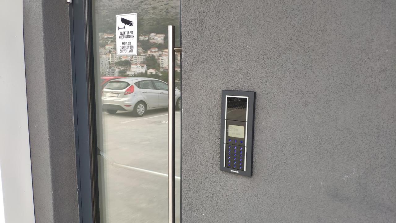 Nomad Dubrovnik + Free Parking Apartment ภายนอก รูปภาพ